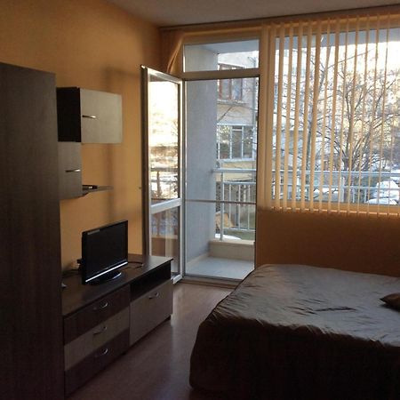 Marina Studio Бургас Экстерьер фото