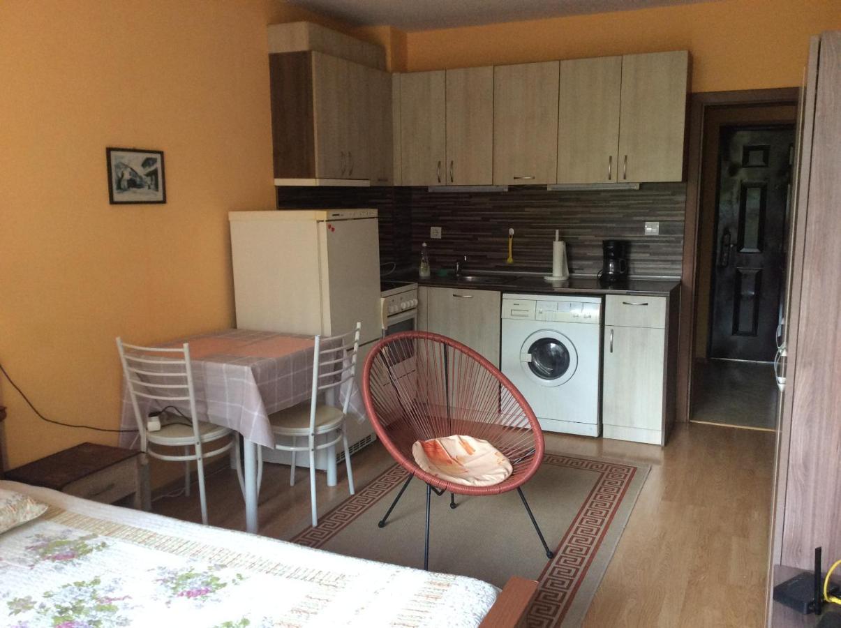 Marina Studio Бургас Экстерьер фото